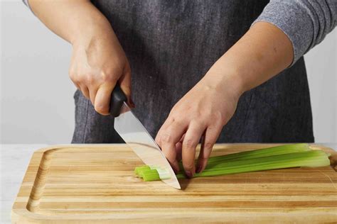 Knife Skills for Beginners: A Visual Guide to Slicing, Dicing, and More