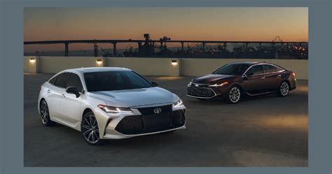 See Why Drivers Love the 2021 Toyota Avalon Hybrid - Priority Toyota ...