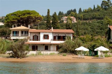 Alekos Beach Houses Hotel, Lixouri, Greece - overview