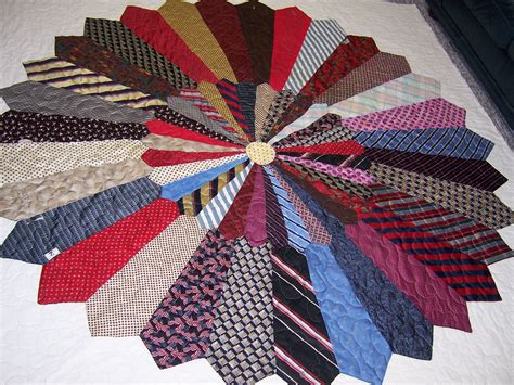 Necktie quilt "The Ties that Bind" | Necktie quilt, Quilt patterns, Tie quilt