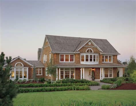 19 Shingle-Style Homes (Diverse Photo Collection)