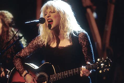 10 Best Female Rockers of the '90s