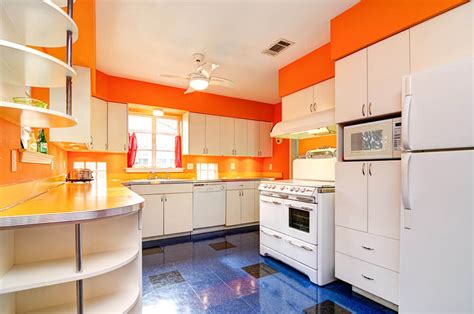 Mary's retro kitchen renovation starts with simple white slab door cabinets - then she amps ...