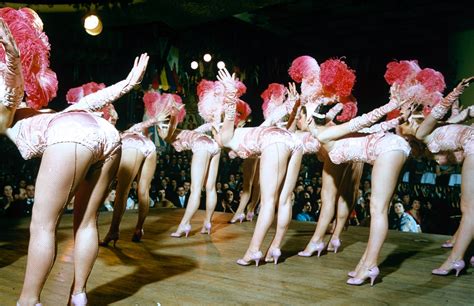 Moulin Rouge: Vintage Color Photos of a Legendary Cabaret's Dancers ...