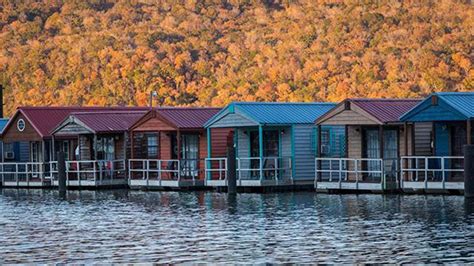 Hales Bar Marina & Resort's Floating Cabins Are Low-Key Getaway Goals ...