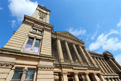 Birmingham Museum & Art Gallery - Birmingham's Premier Cultural Institution - Go Guides