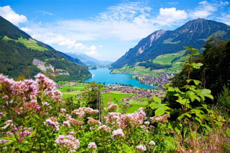 Switzerland: 5 Best Holiday Destinations