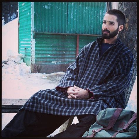 Haider Fan Photos | Haider Photos, Images, Pictures # 23518 - FilmiBeat