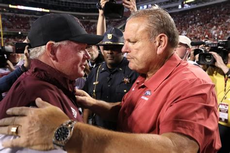 Report: Arkansas Razorbacks 'Vetting' Texas A&M Aggies OC Bobby Petrino ...