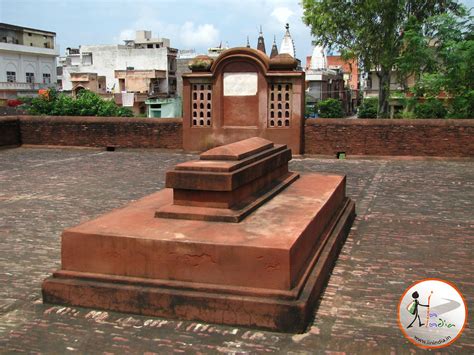 Ibrahim Lodhi Tomb | The simple unadorned tomb of Ibrahim Lo… | Flickr