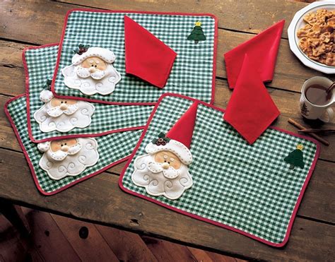 10 Most Cute and Adorable Holiday Table Placemats | Home Designing