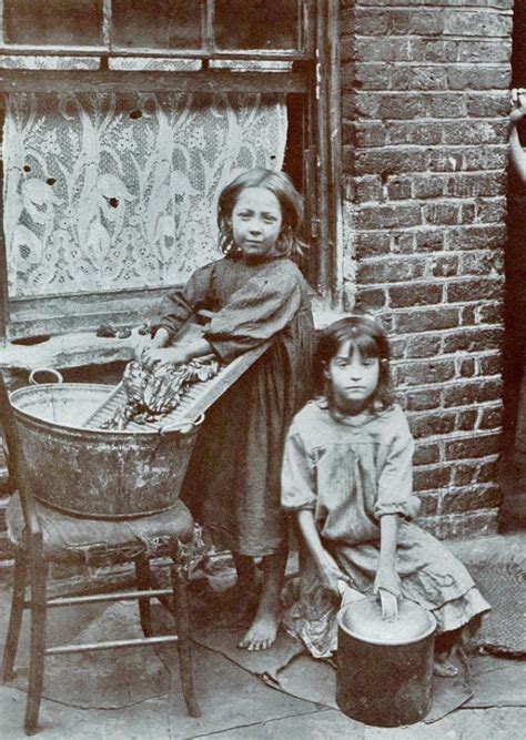 Amazing Vintage Photographs of Destitute East End Children From 100 ...