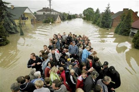 Extreme Floods in Europe (42 pics) - Izismile.com