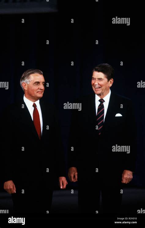 Ronald reagan 1984 election hi-res stock photography and images - Alamy