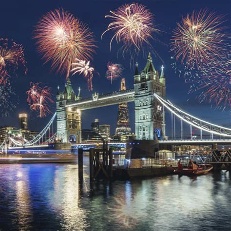 New Year’s Eve Dinner & Thames Cruise With Fireworks - London Tickets ...