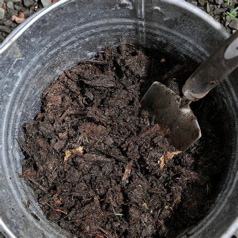 Hot composting – Every thing you need to make compost at home