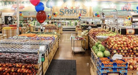 Sprouts opens new store on Aurora after pandemic delays – My Ballard