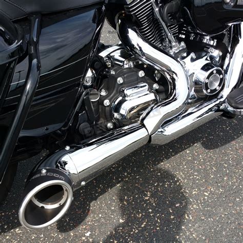 Freedom Performance Chrome/Black 2-Into-1 Turnout Exhaust System - HD00837 Harley-Davidson ...