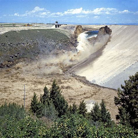 Dig It! The Secrets of Soil