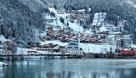 Türkiye's Uzungöl Takes on Beauty of Winter - IHA News