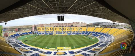 Stadion, Anfahrt und Preise - Fans von UD Las Palmas