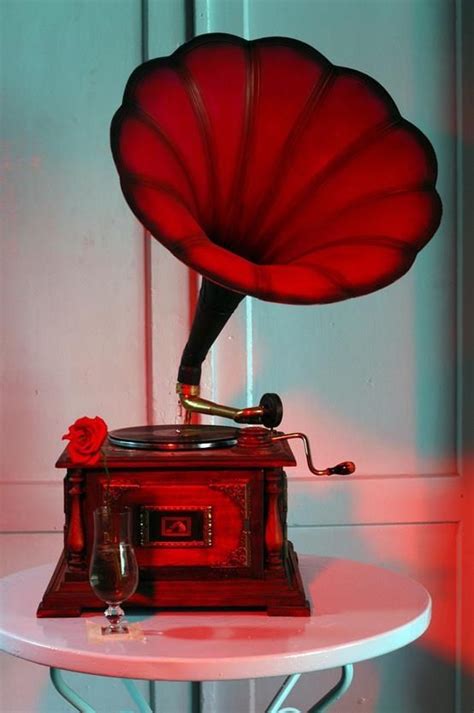 17 Best images about Vintage Record Players on Pinterest | Vinyls ...