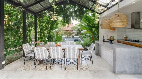 20 Design Ideas For Your Concrete Patio