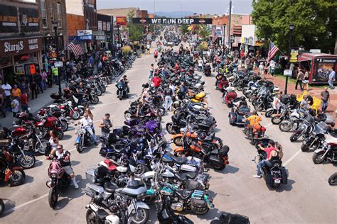 Illinois Motorcycle Events In May 2024 - Fall 2024 Trends