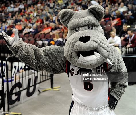 Gonzaga Bulldogs mascot Spike the Bulldog appears during a semifinal ...