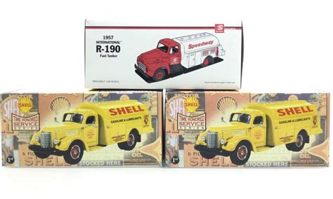 Lot - Replica Die Cast Tanker Trucks