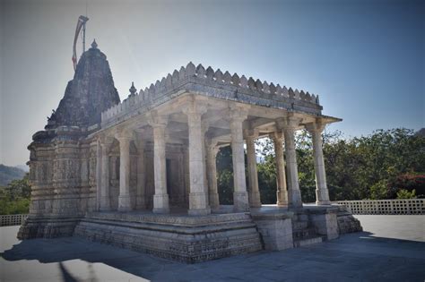 Parshwanath Jain Temple Ranakpur, Rajasthan | Voyager - Sandy N Vyjay