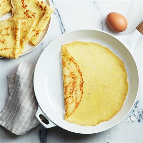 Classic French crepes recipe | Chatelaine