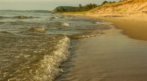 Lake Mi Beaches Archives - Manistee County Tourism - Manistee, Michigan