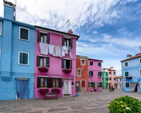 How to Visit Burano from Venice: Things to Do + Travel Tips!