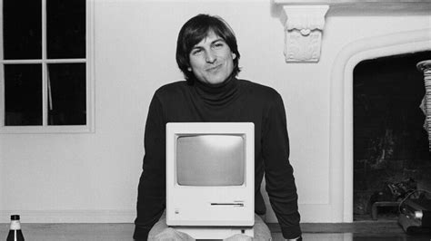 Steve Jobs Begs Designers in 1983 to Build Better Looking Computers