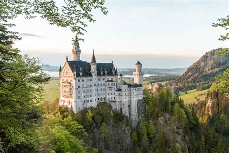 The Ultimate Guide to Visiting Neuschwanstein Castle