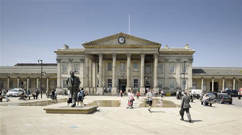 Huddersfield Train Station | Transportation | AHR | Architects and Building Consultants