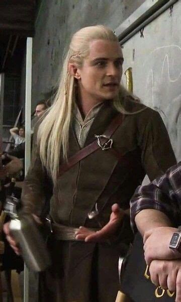 Legolas behind the scenes Hobbit | The hobbit movies, The hobbit, Legolas