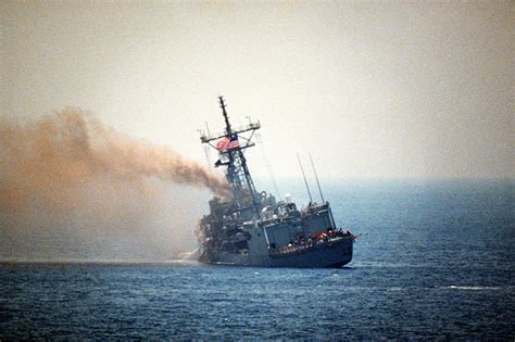 Há 31 anos, a fragata USS ‘Stark’ era atingida por dois mísseis Exocet ...