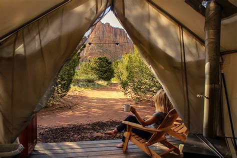 Camping Vs. Glamping: Main Differences and Benefits of Each