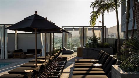 Los Angeles Hotel Rooftop Pool + Deck | The Kimpton Everly Hotel