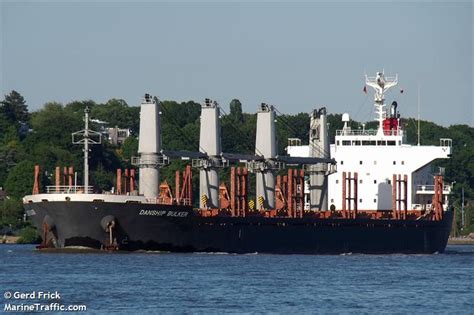 Vessel details for: DANSHIP BULKER (Bulk Carrier) - IMO 9515682, MMSI 248092000, Call Sign ...