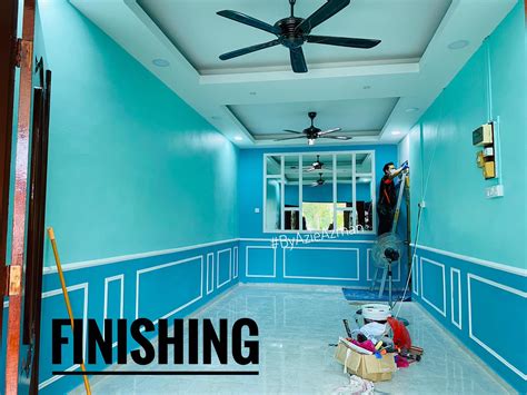 Renovasi Ruang Tamu Dengan DIY Siling Plaster, Wainscoting, Wall Mirror