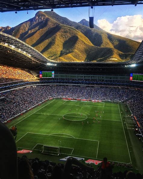 Russia hasn't got anything on the Monterrey Stadium in Mexico : r/pics