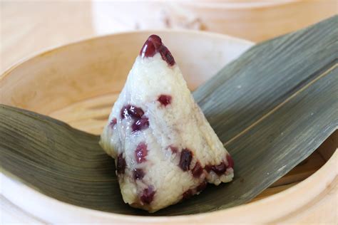 CiCiLi.tv - Red Bean Zongzi Recipe