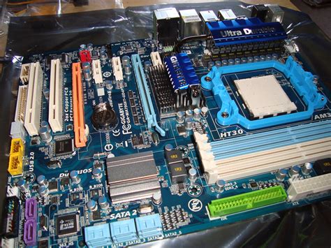Gigabyte motherboard | Gigabyte MA790XT-UD4P motherboard ove… | Mike Babcock | Flickr