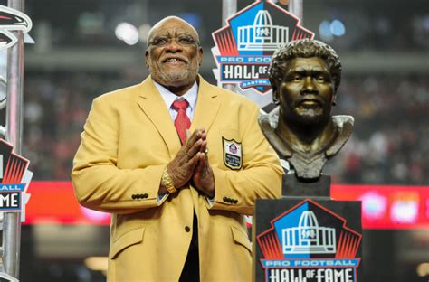 Atlanta Falcons legendary DE Claude Humphrey passes away at 77