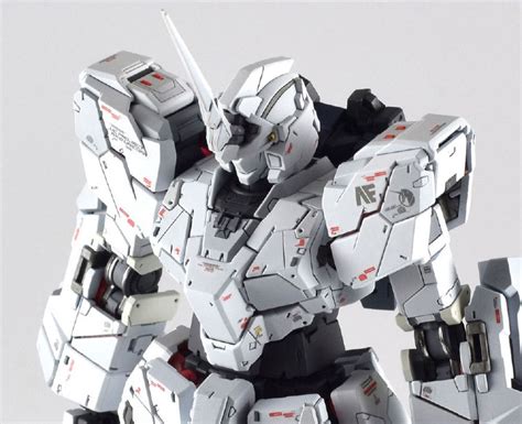 Custom Build: RG 1/144 Unicorn Gundam [Detailed]