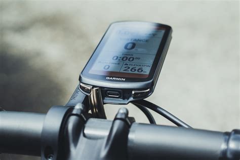 First look: Garmin Edge 1040 solar-charging bike computer - Canadian Cycling Magazine