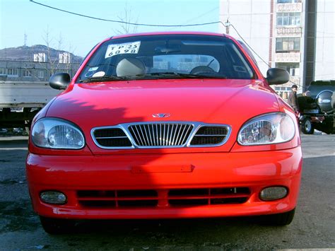 1999 Daewoo Lanos specs